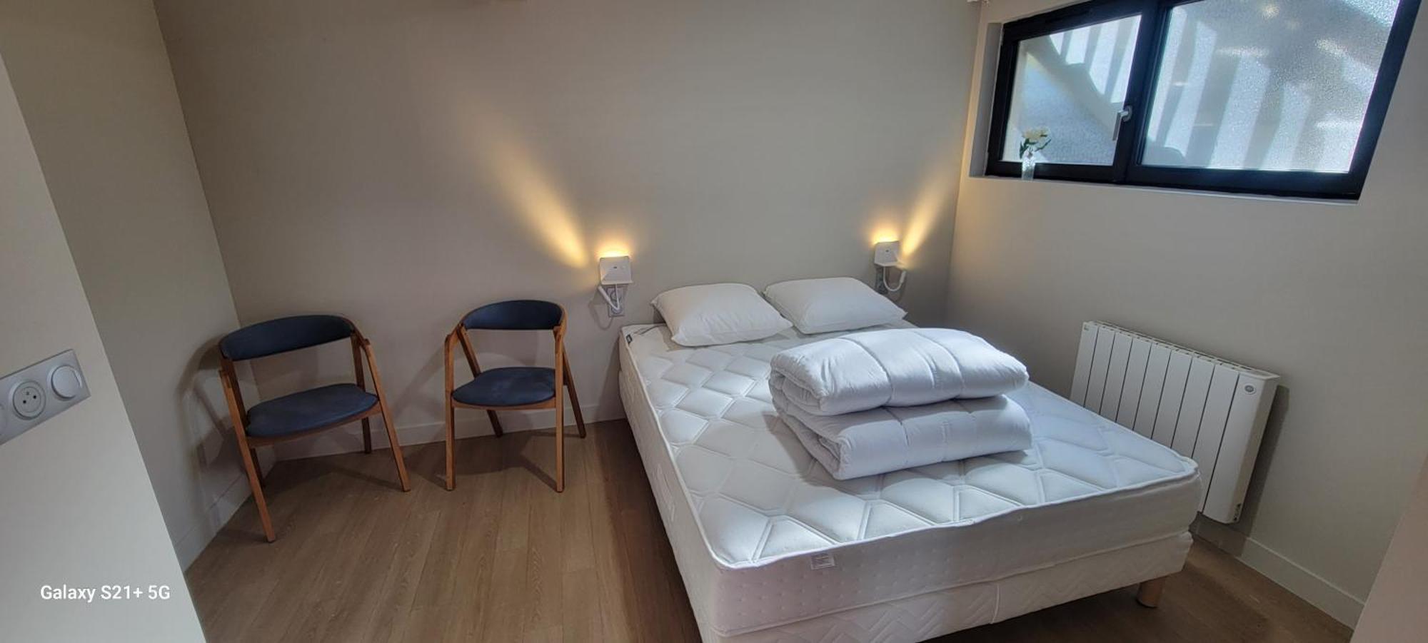 Hotel La Rua Albiez Montrond Bagian luar foto